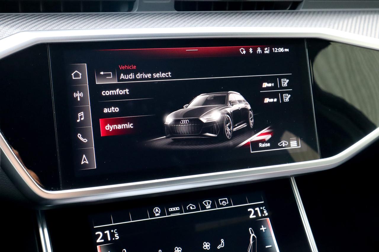 2021 Audi RS 6 Avant  Photo