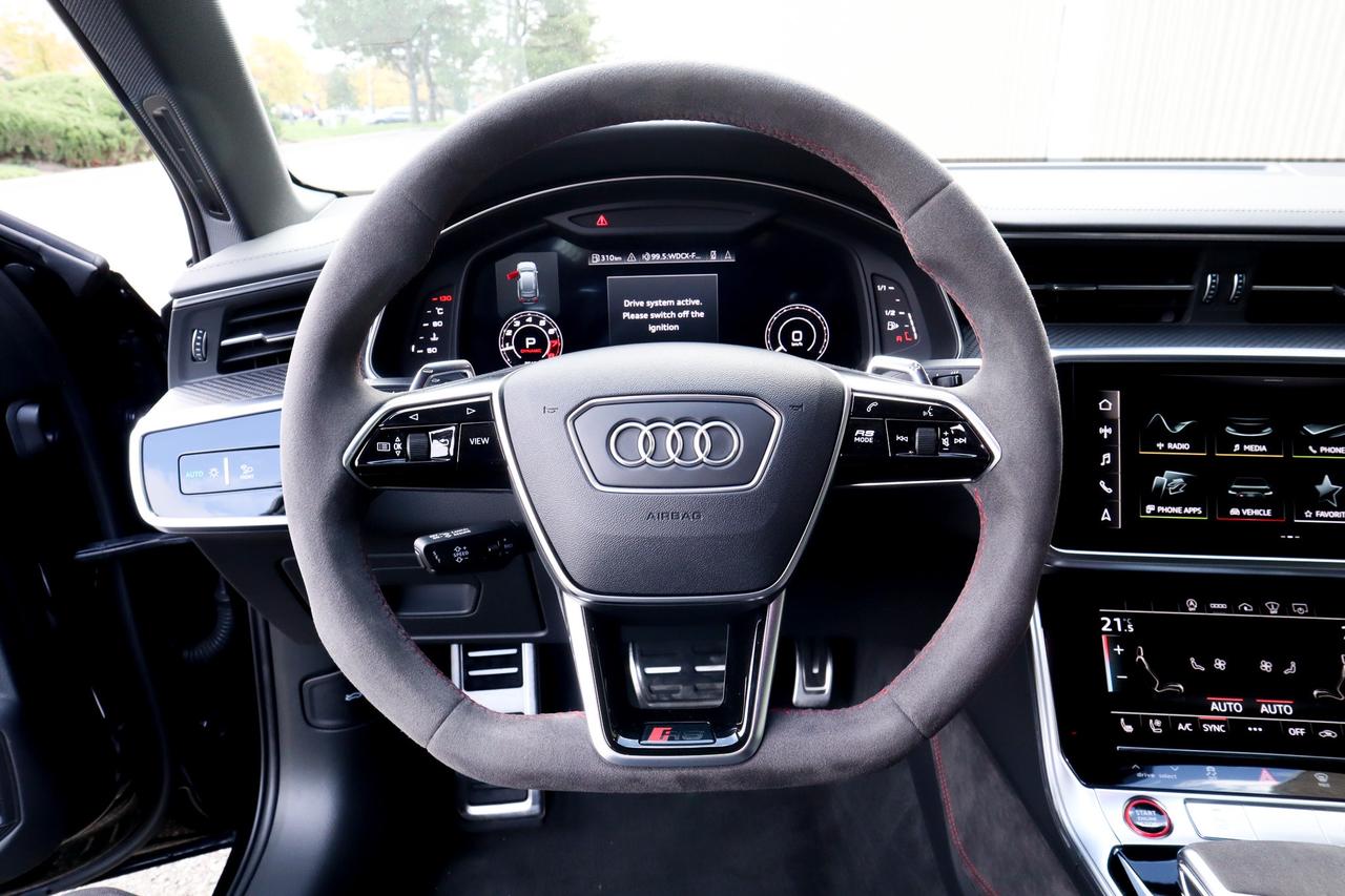 2021 Audi RS 6 Avant  Photo
