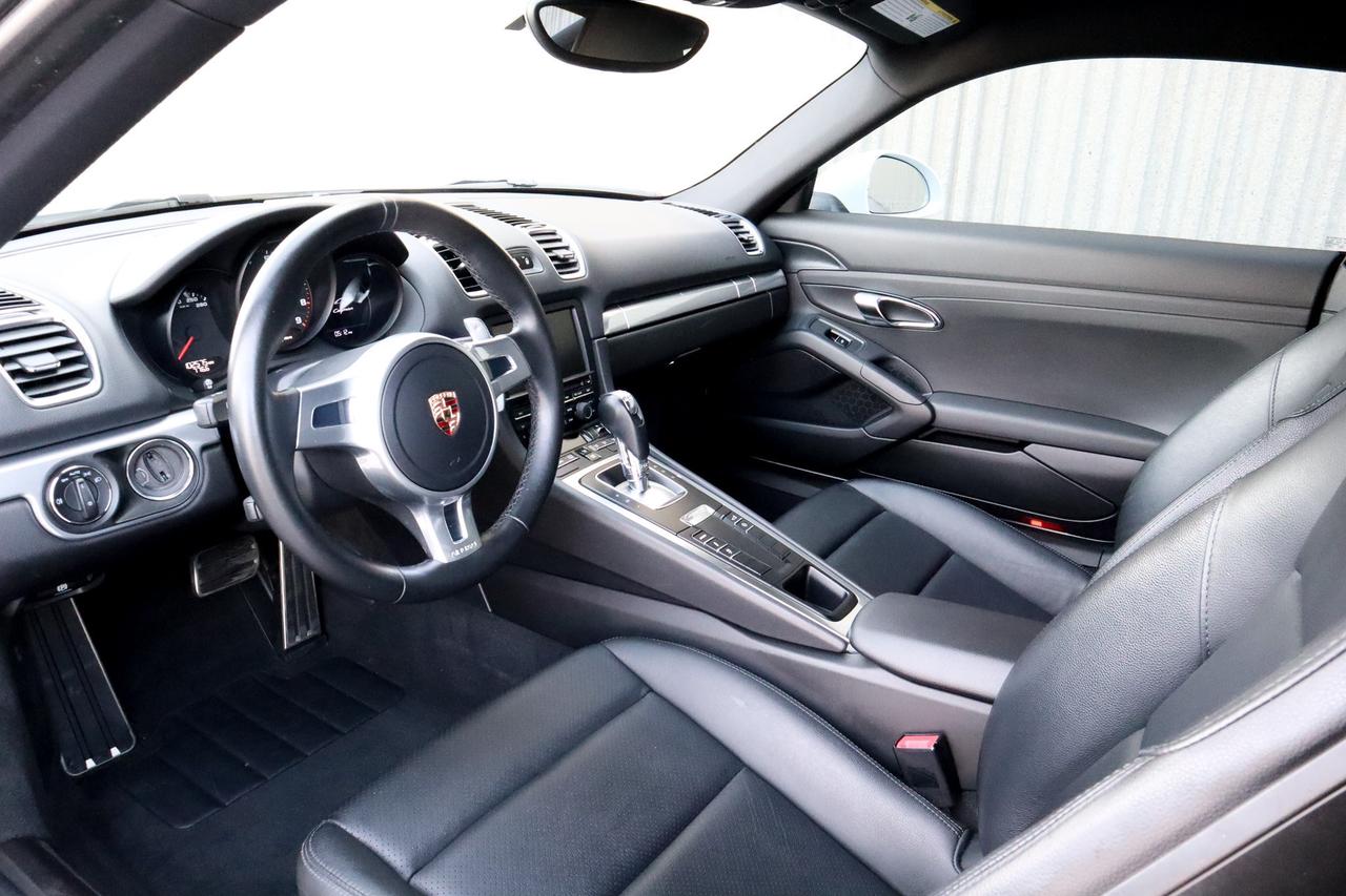 2014 Porsche Cayman  Photo