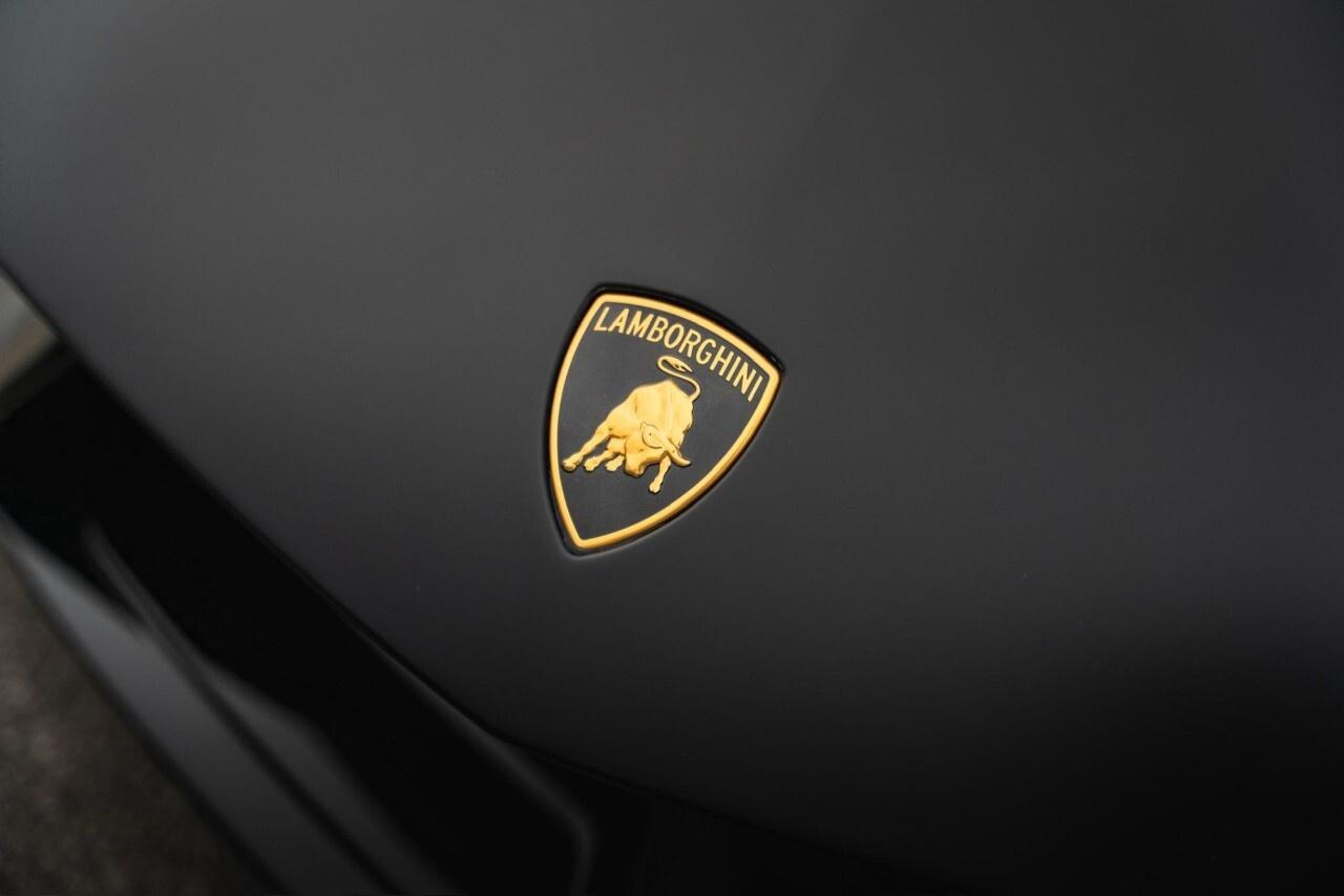 2024 Lamborghini Revuelto Coupe Photo