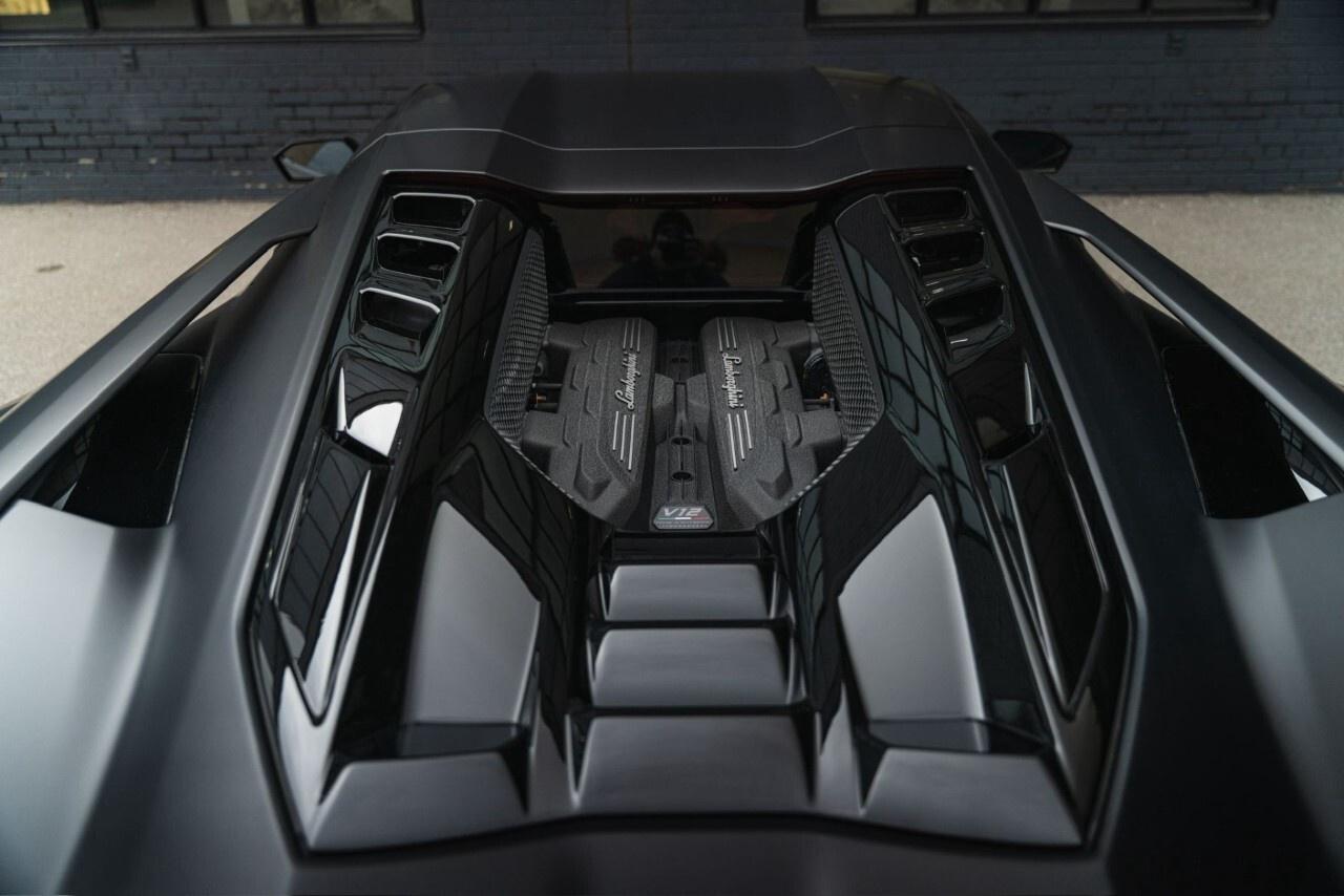 2024 Lamborghini Revuelto Coupe Photo