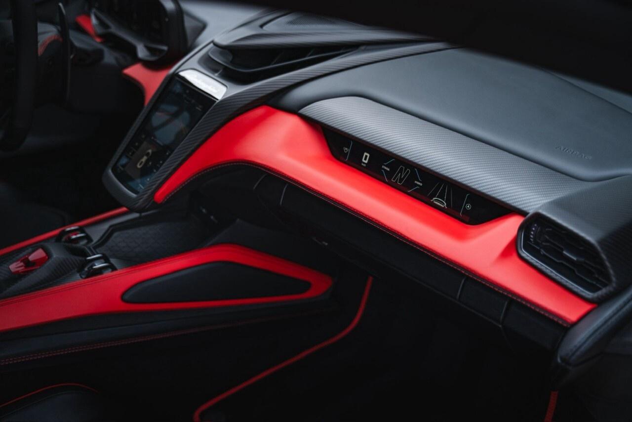 2024 Lamborghini Revuelto Coupe Photo