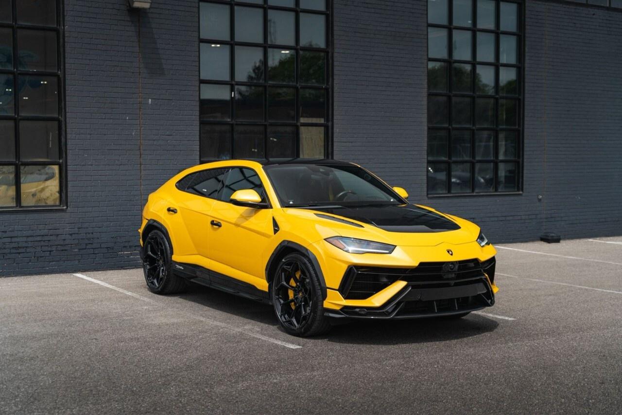 2024 Lamborghini Urus Performante AWD Photo