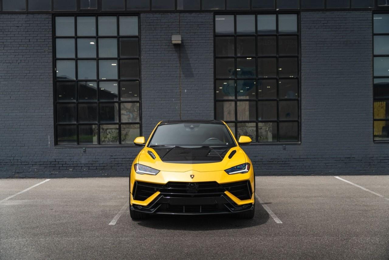 2024 Lamborghini Urus Performante AWD Photo