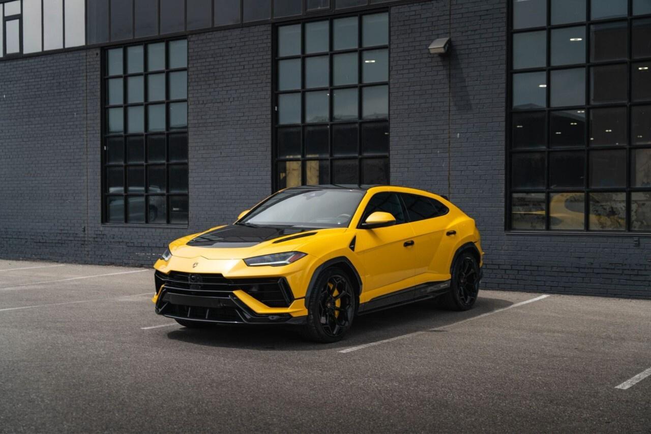 2024 Lamborghini Urus Performante AWD Photo