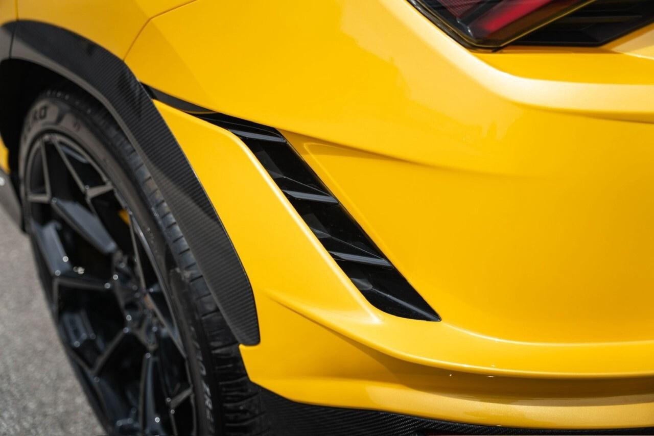 2024 Lamborghini Urus Performante AWD Photo