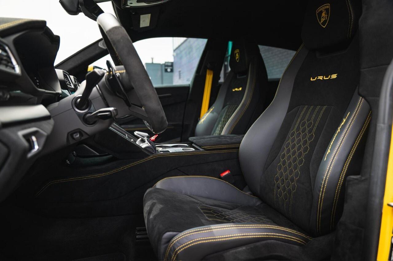 2024 Lamborghini Urus Performante AWD Photo