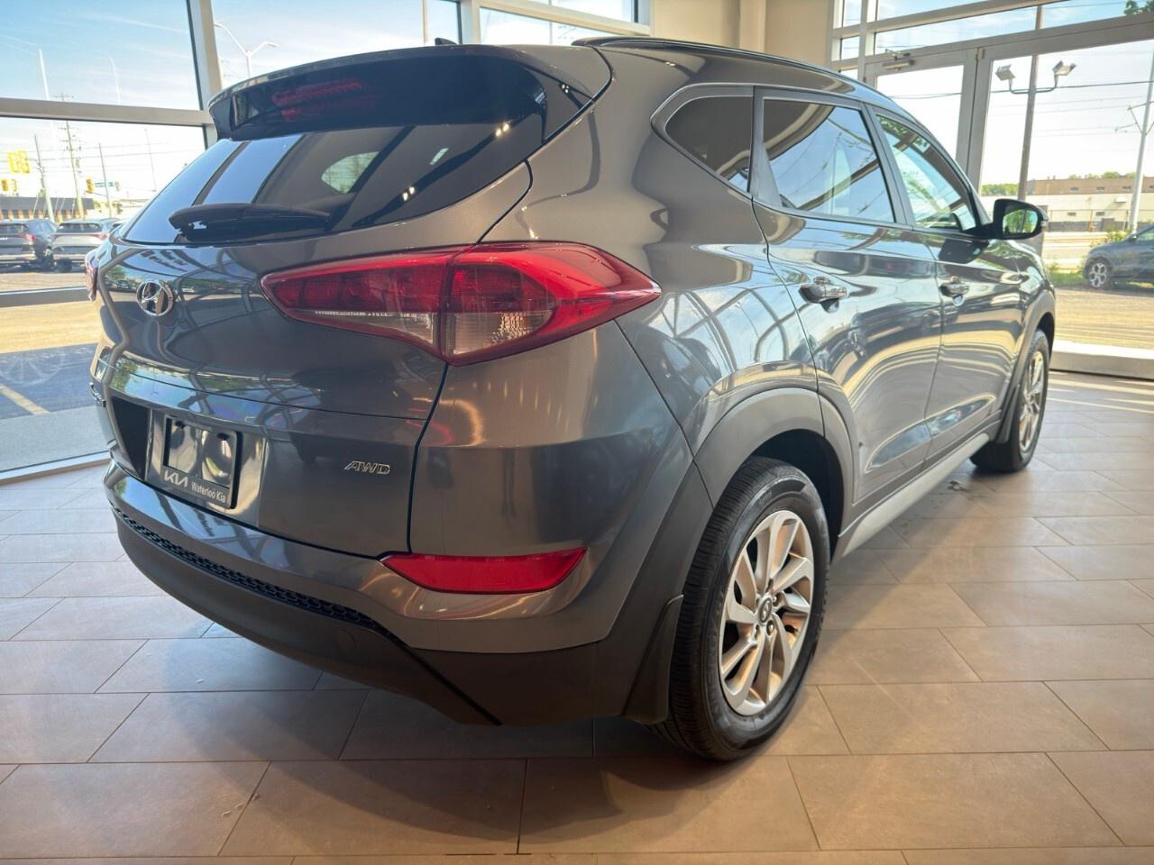 2018 Hyundai Tucson 2.0L SE AWD Photo