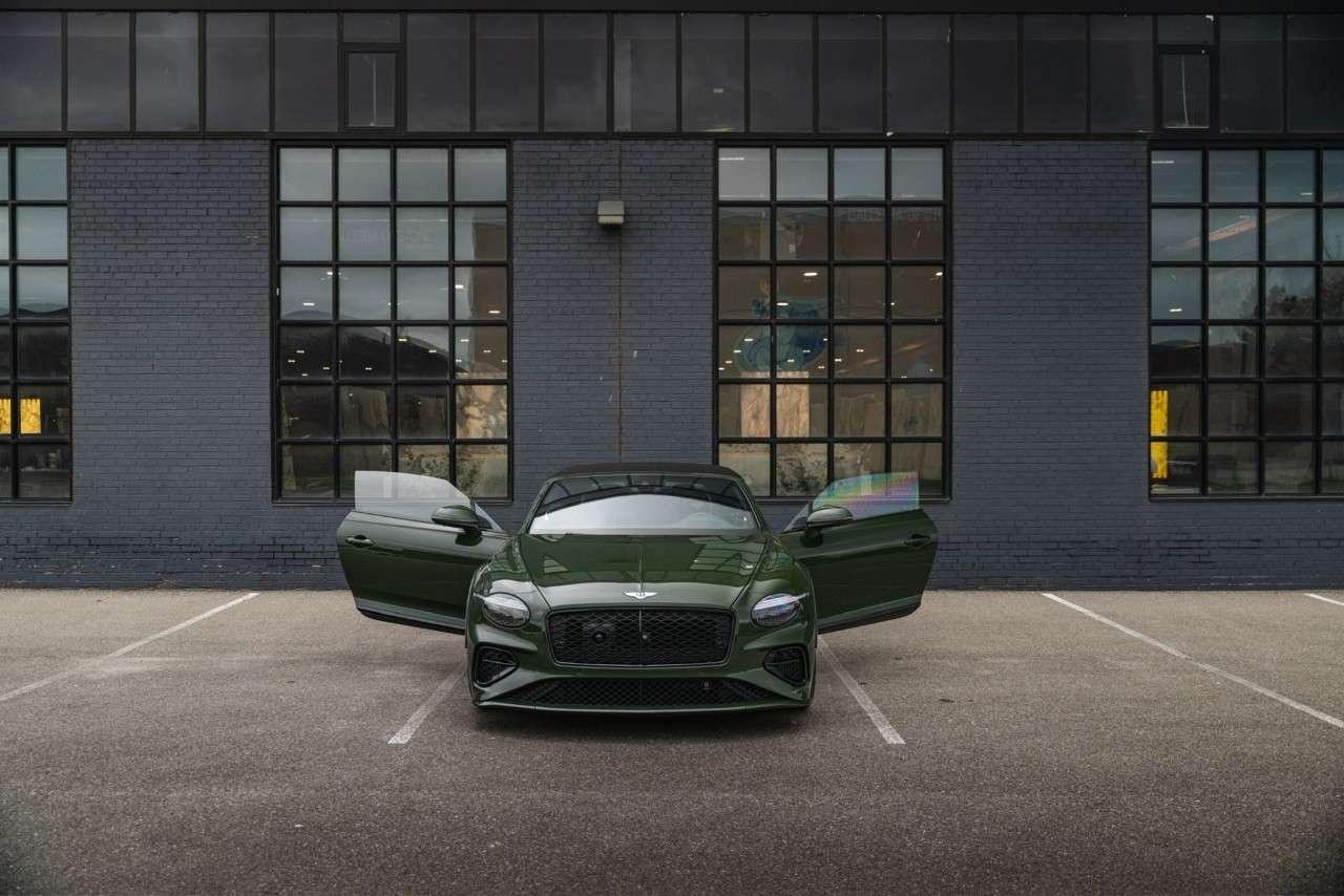 2025 Bentley Continental GT SPEED Convertible Photo