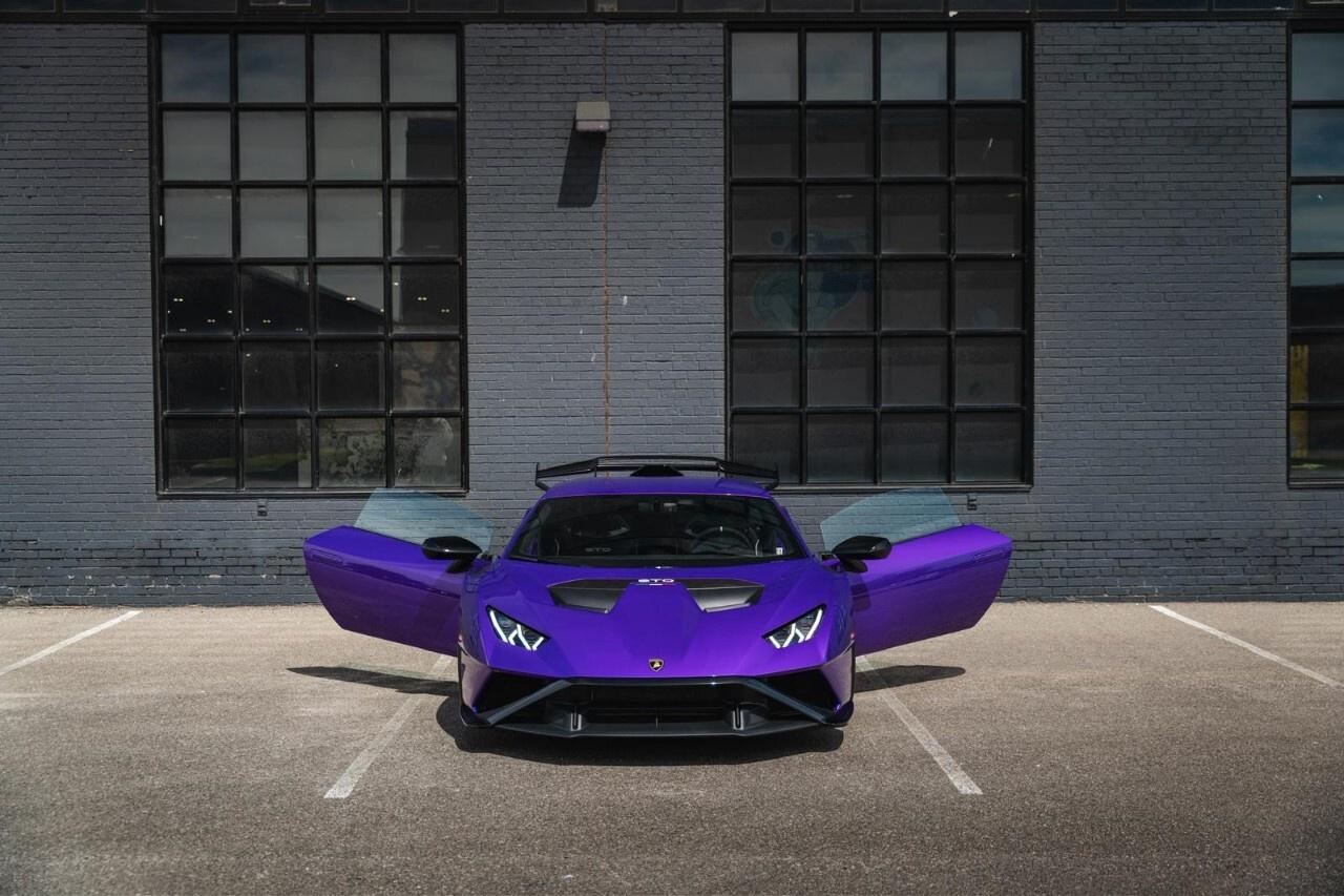 2023 Lamborghini Huracan STO Coupe Photo