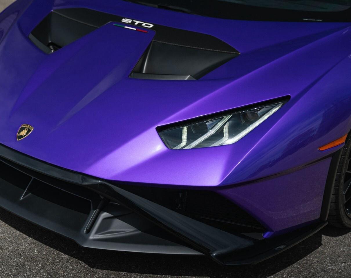 2023 Lamborghini Huracan STO Coupe Photo