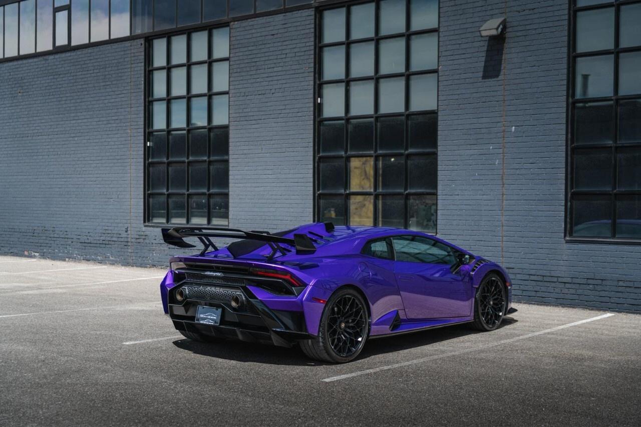 2023 Lamborghini Huracan STO Coupe Photo