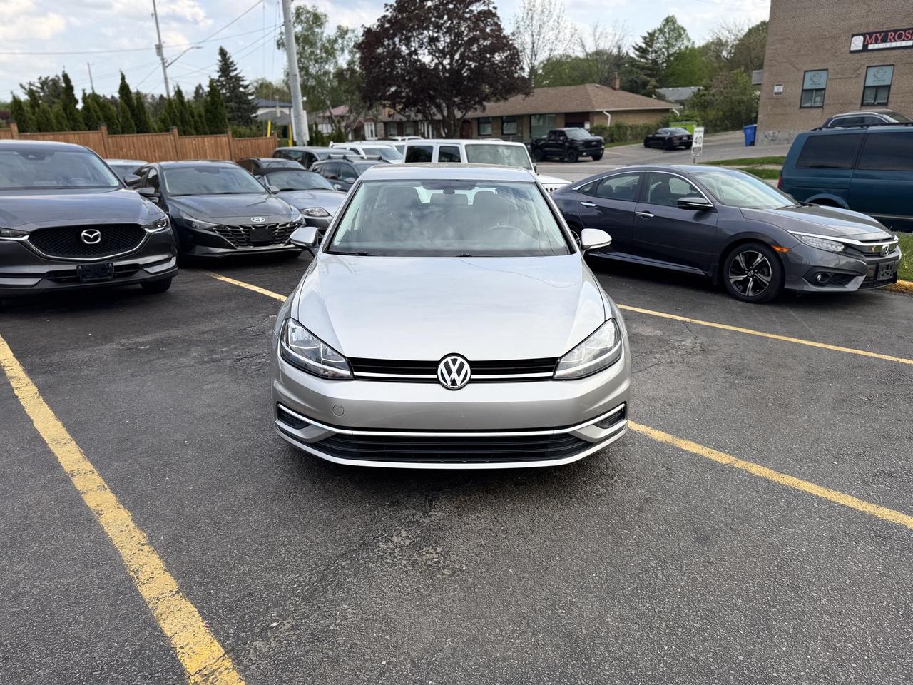 2019 Volkswagen Golf Comfortline 5-door Manual Photo2
