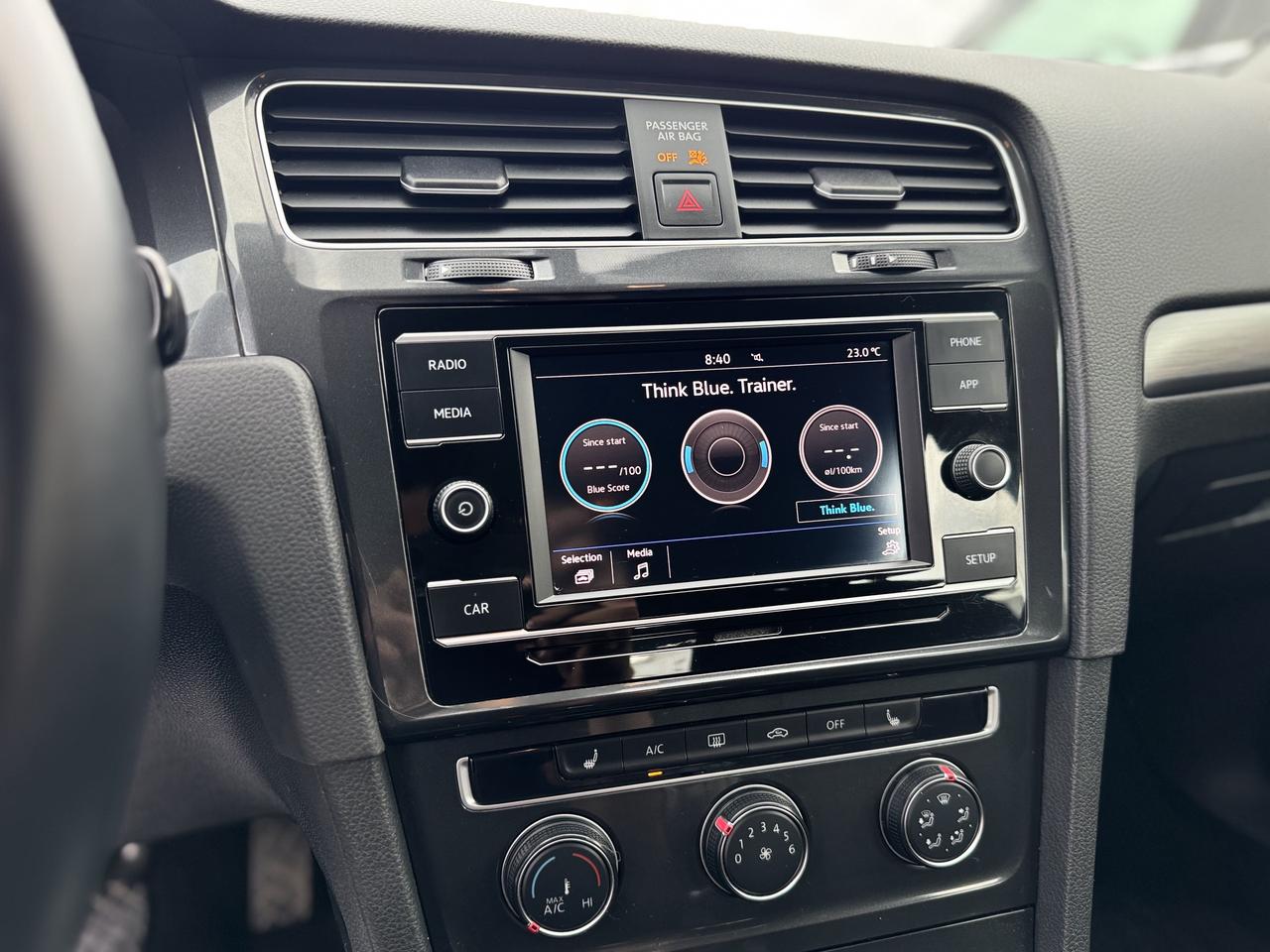 2019 Volkswagen Golf Comfortline 5-door Manual Photo