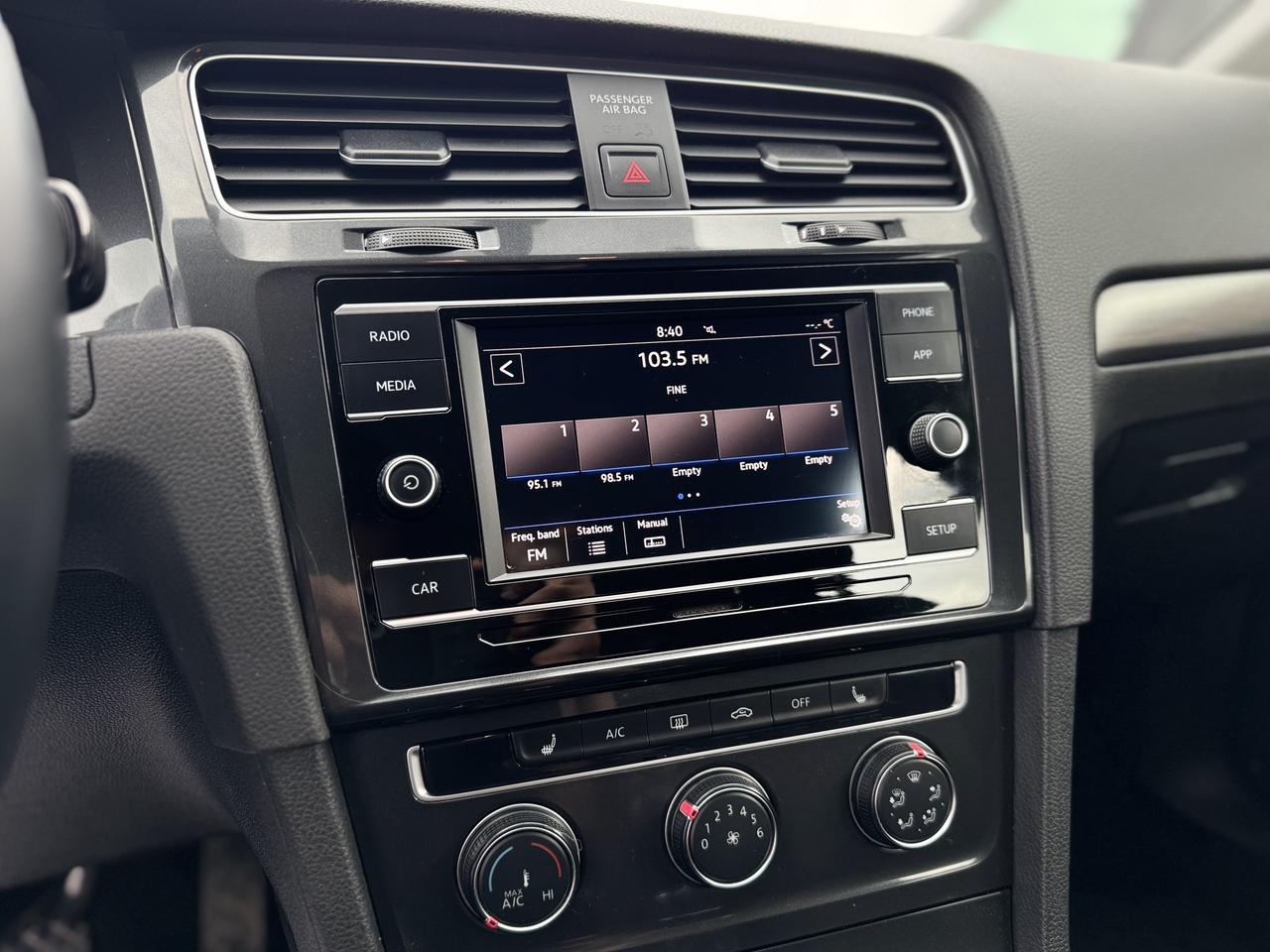 2019 Volkswagen Golf Comfortline 5-door Manual Photo