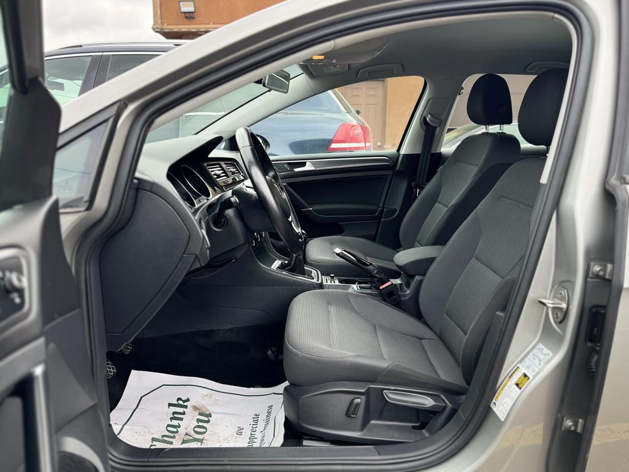 2019 Volkswagen Golf Comfortline 5-door Manual Photo