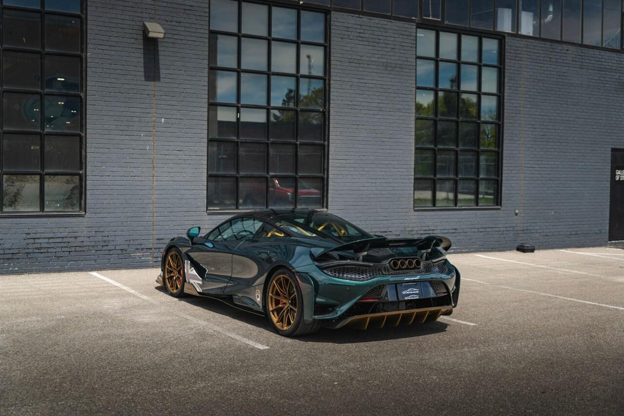 2021 McLaren 765LT Coupe Photo