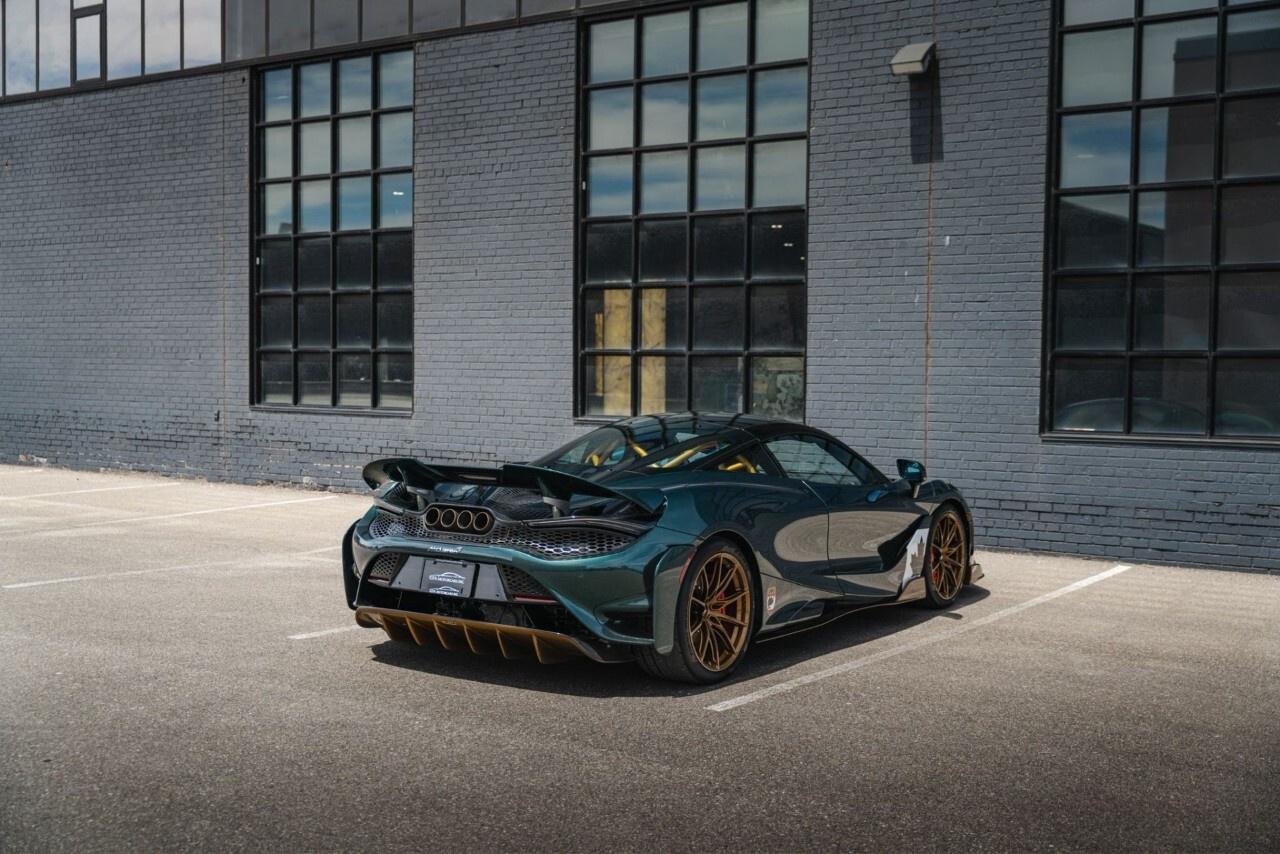 2021 McLaren 765LT Coupe Photo