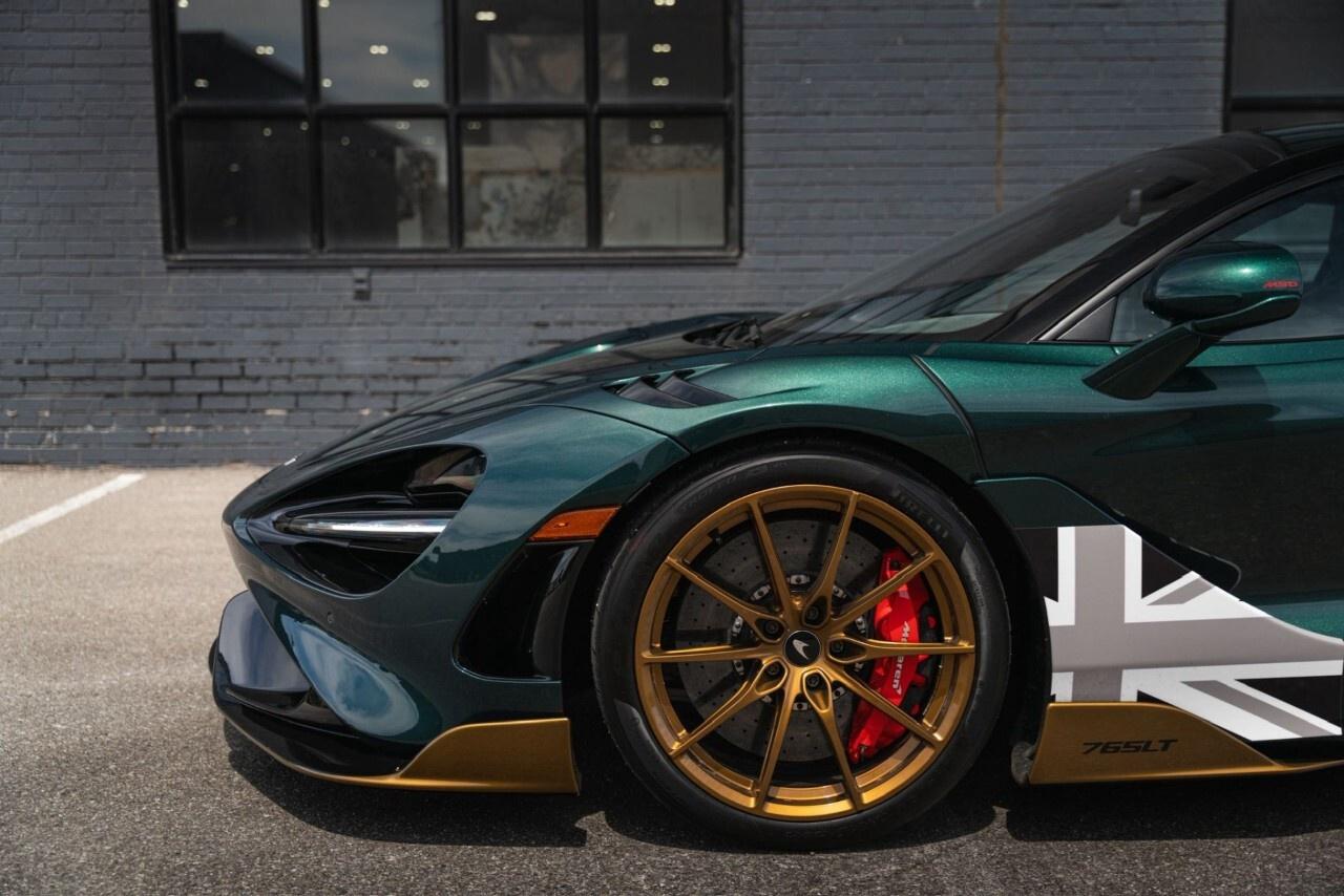 2021 McLaren 765LT Coupe Photo