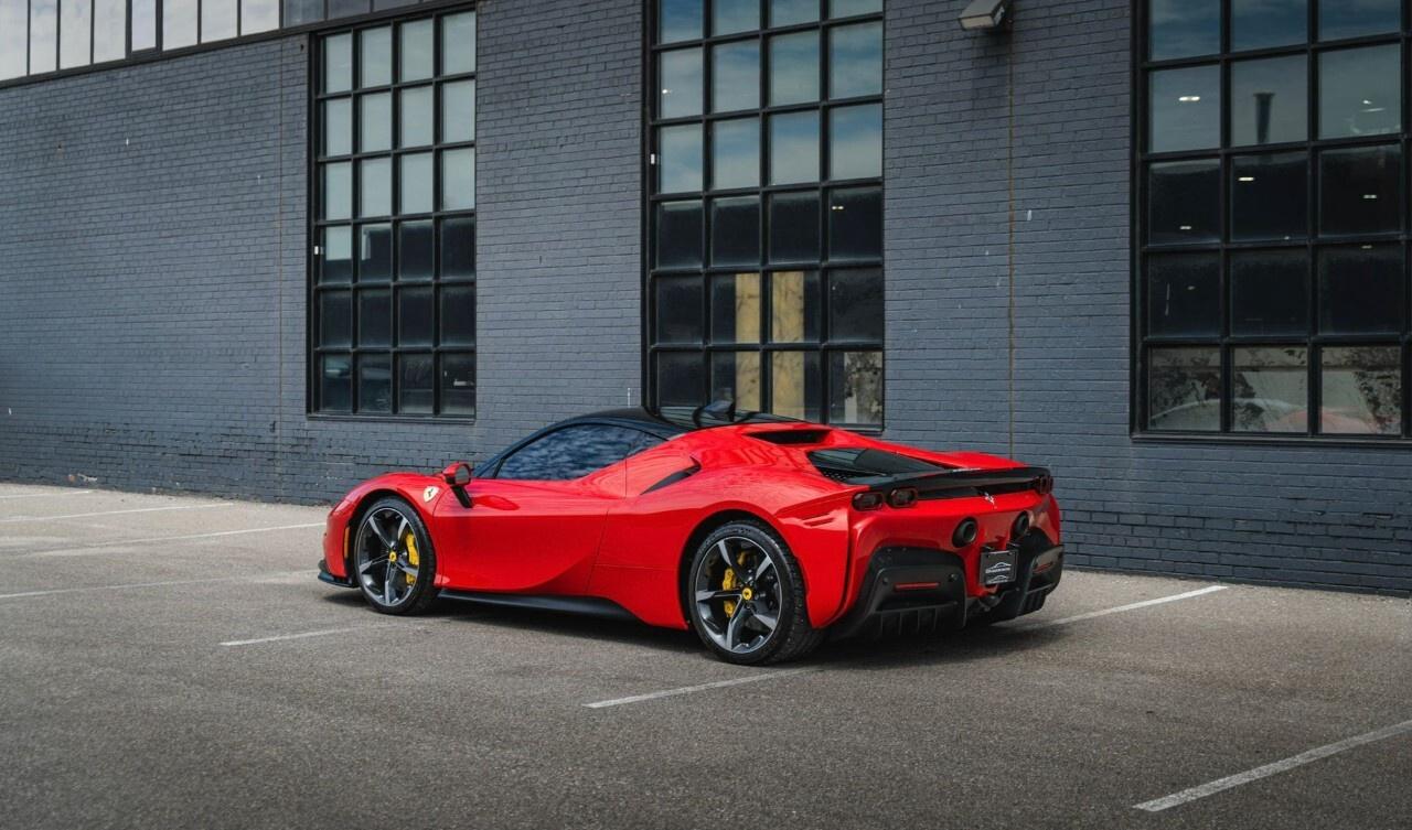 2023 Ferrari SF90 Stradale Coupe Photo3