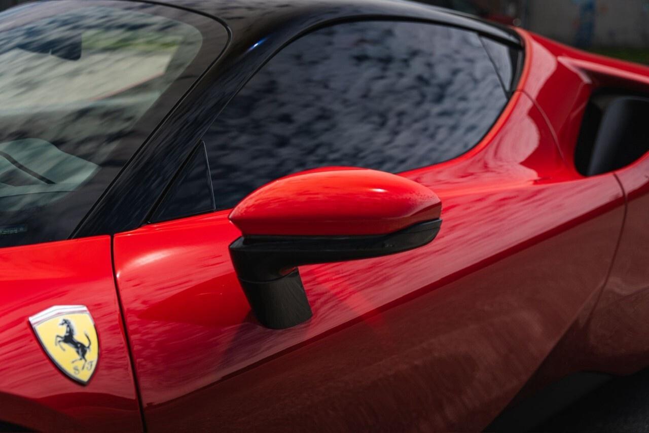 2023 Ferrari SF90 Stradale Coupe Photo