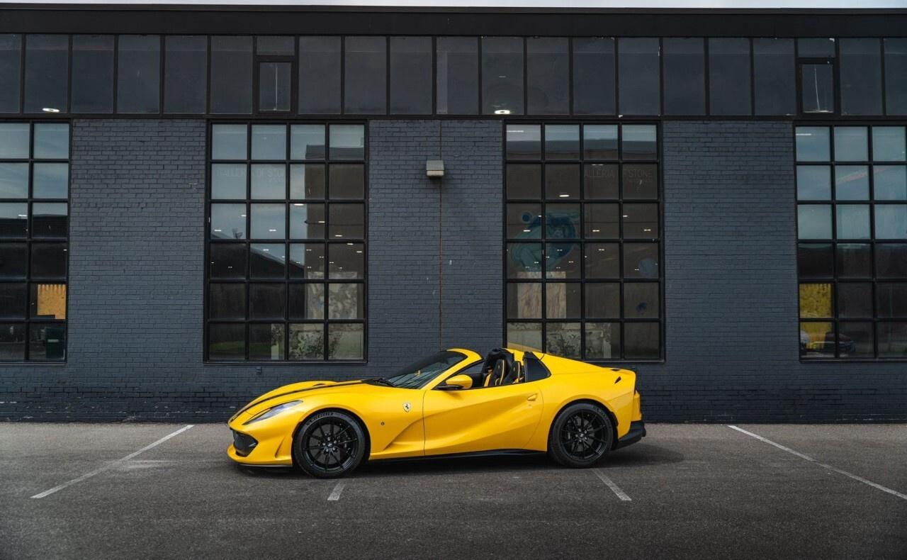 2022 Ferrari 812 GTS Convertible Photo0