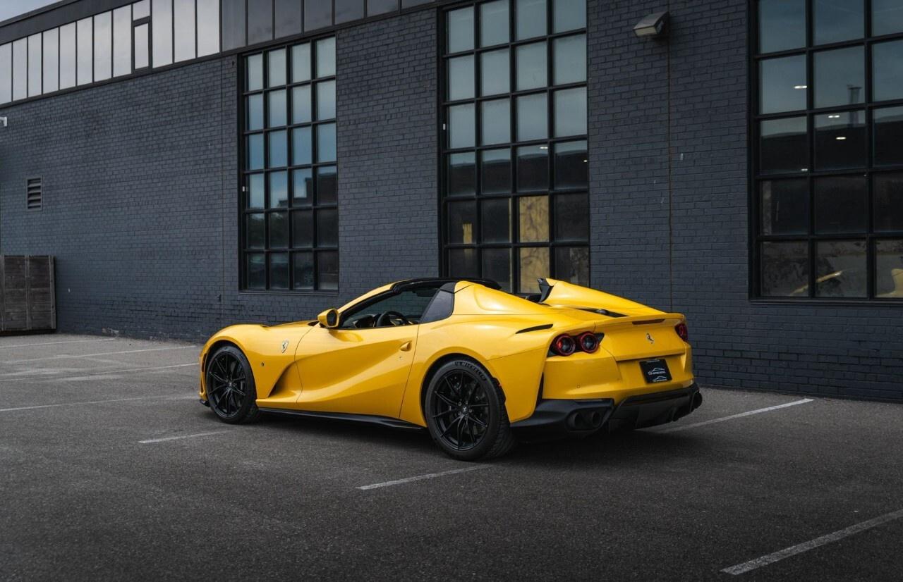 2022 Ferrari 812 GTS Convertible Photo