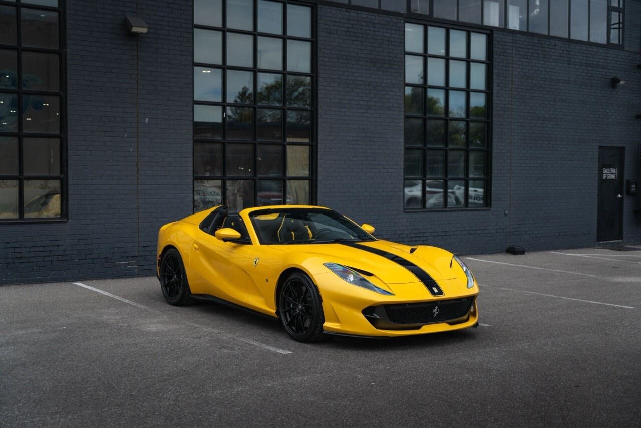 2022 Ferrari 812 GTS Convertible Photo4