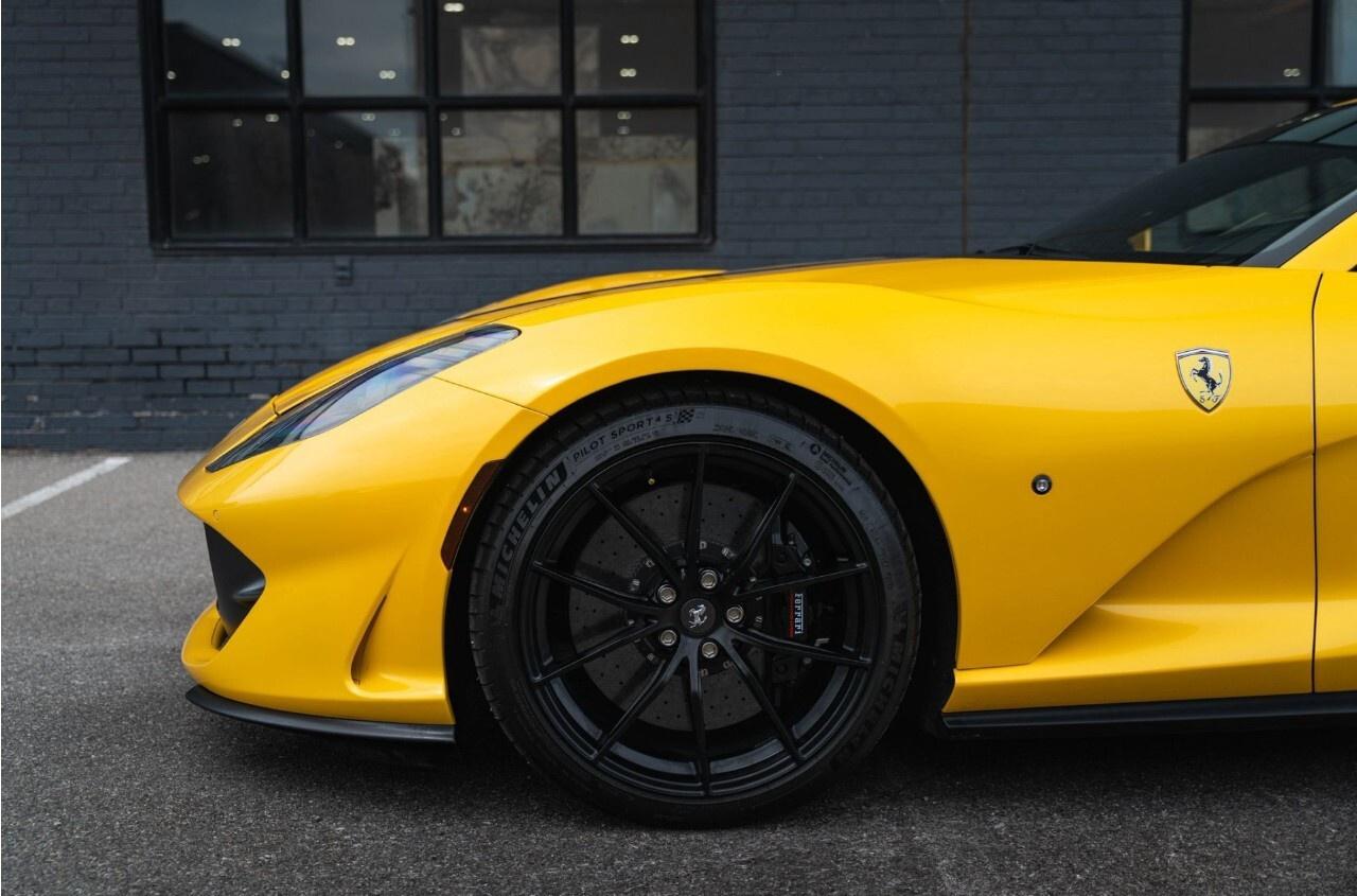2022 Ferrari 812 GTS Convertible Photo