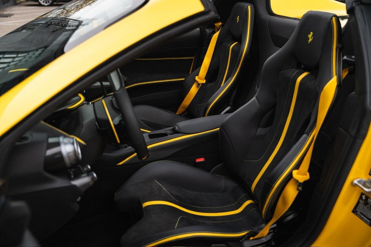 2022 Ferrari 812 GTS Convertible Photo
