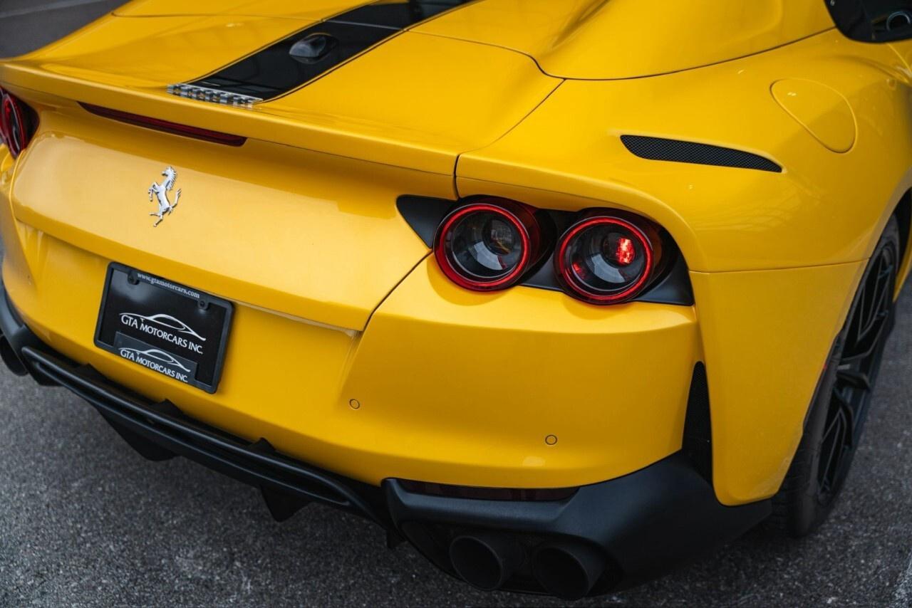2022 Ferrari 812 GTS Convertible Photo