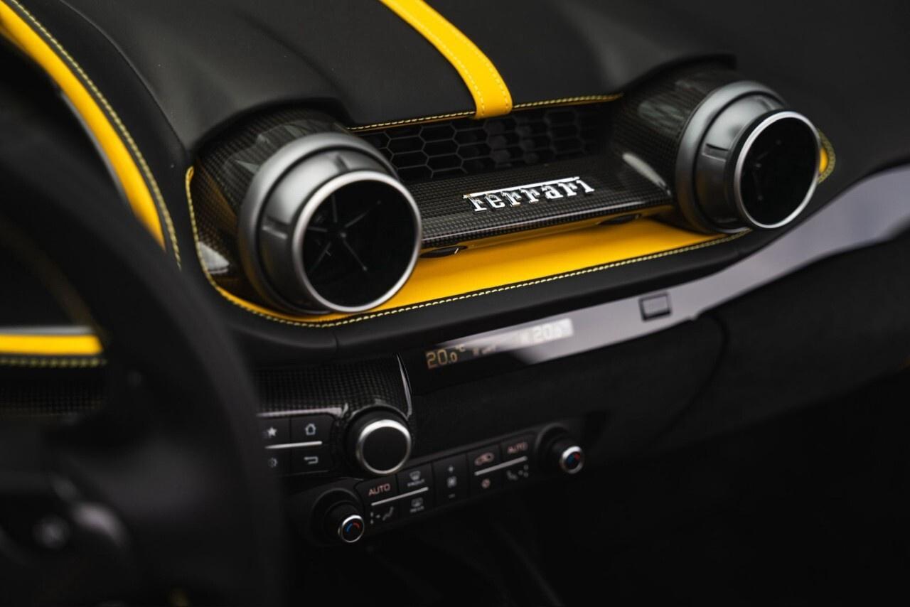 2022 Ferrari 812 GTS Convertible Photo