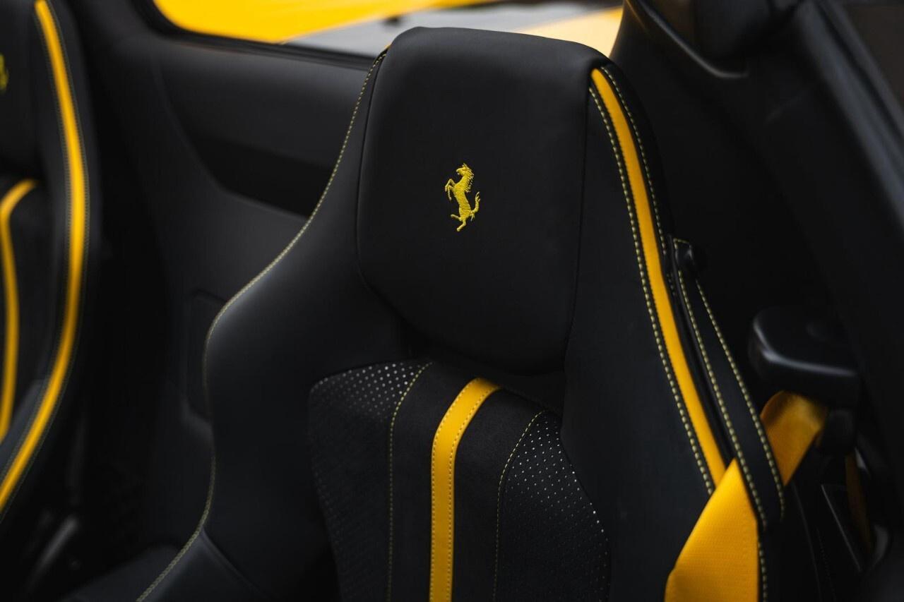 2022 Ferrari 812 GTS Convertible Photo