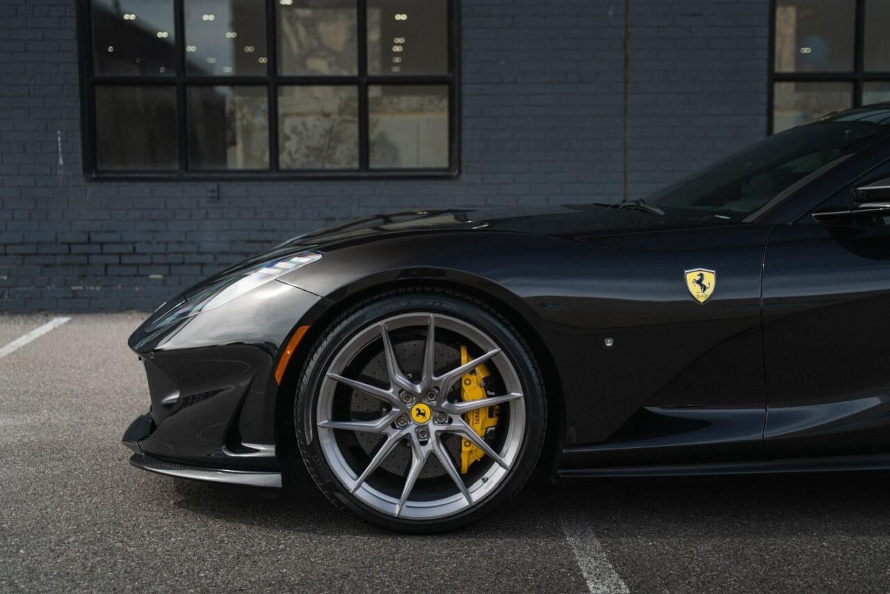 2021 Ferrari 812 GTS Convertible Photo