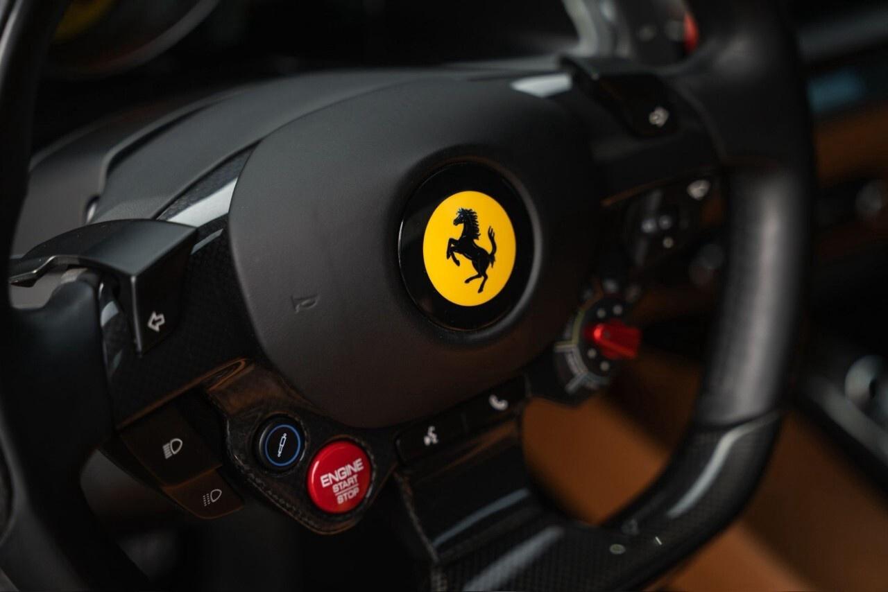 2021 Ferrari 812 GTS Convertible Photo