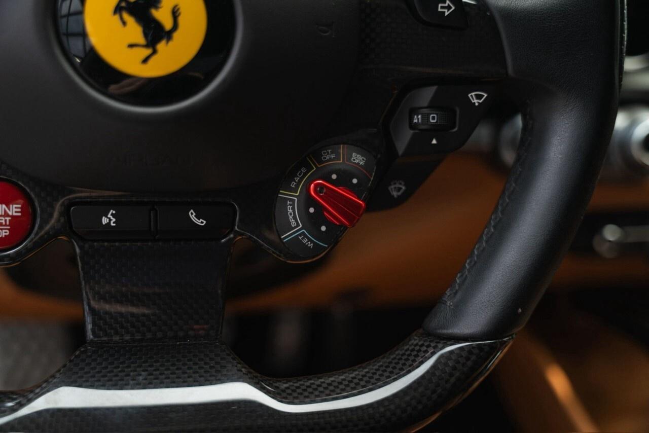 2021 Ferrari 812 GTS Convertible Photo