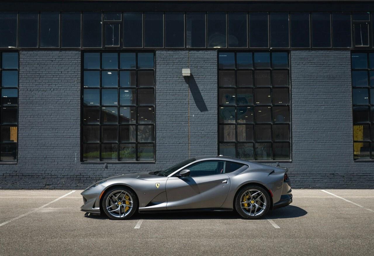 2019 Ferrari 812 Superfast Coupe Photo