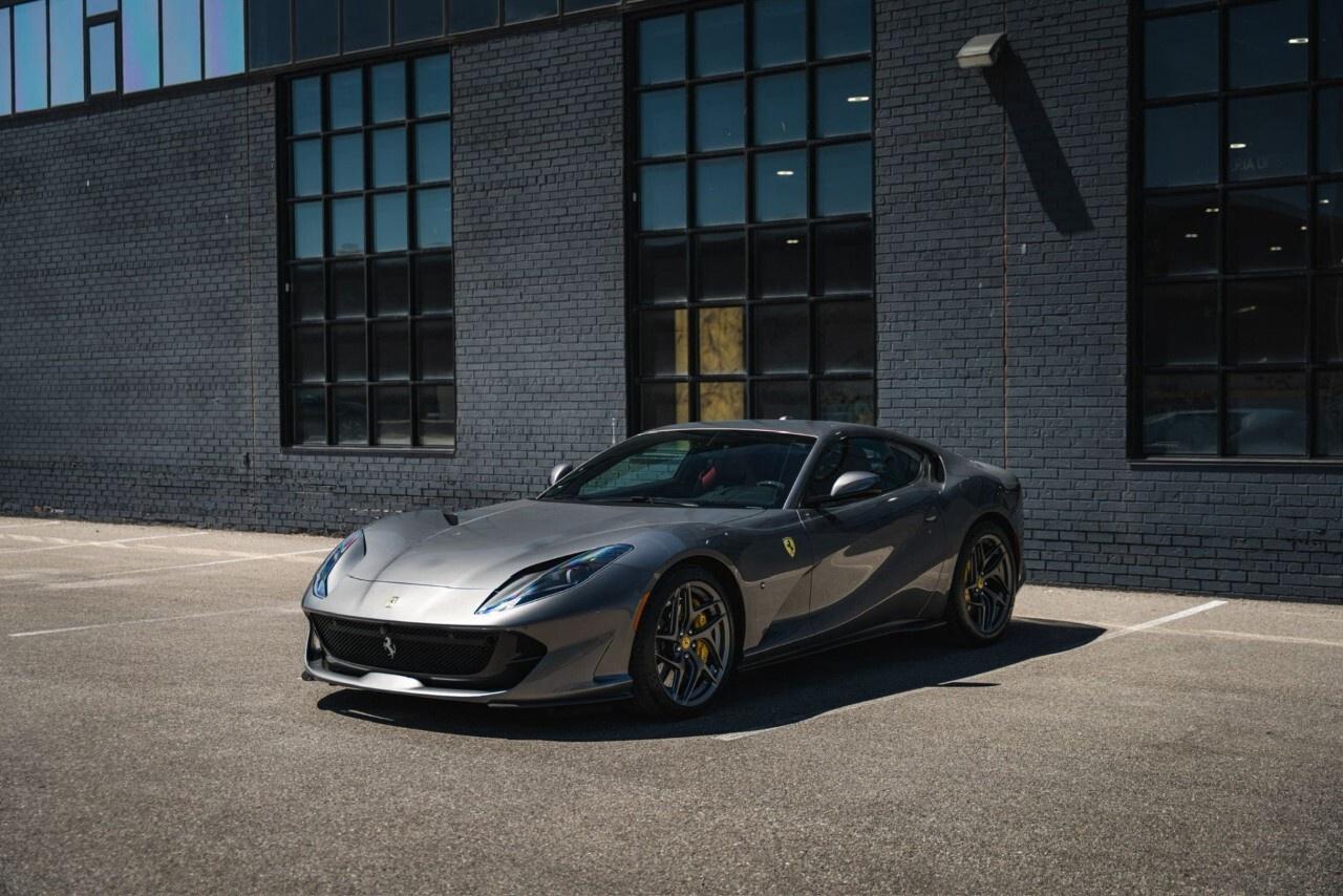2019 Ferrari 812 Superfast Coupe Photo