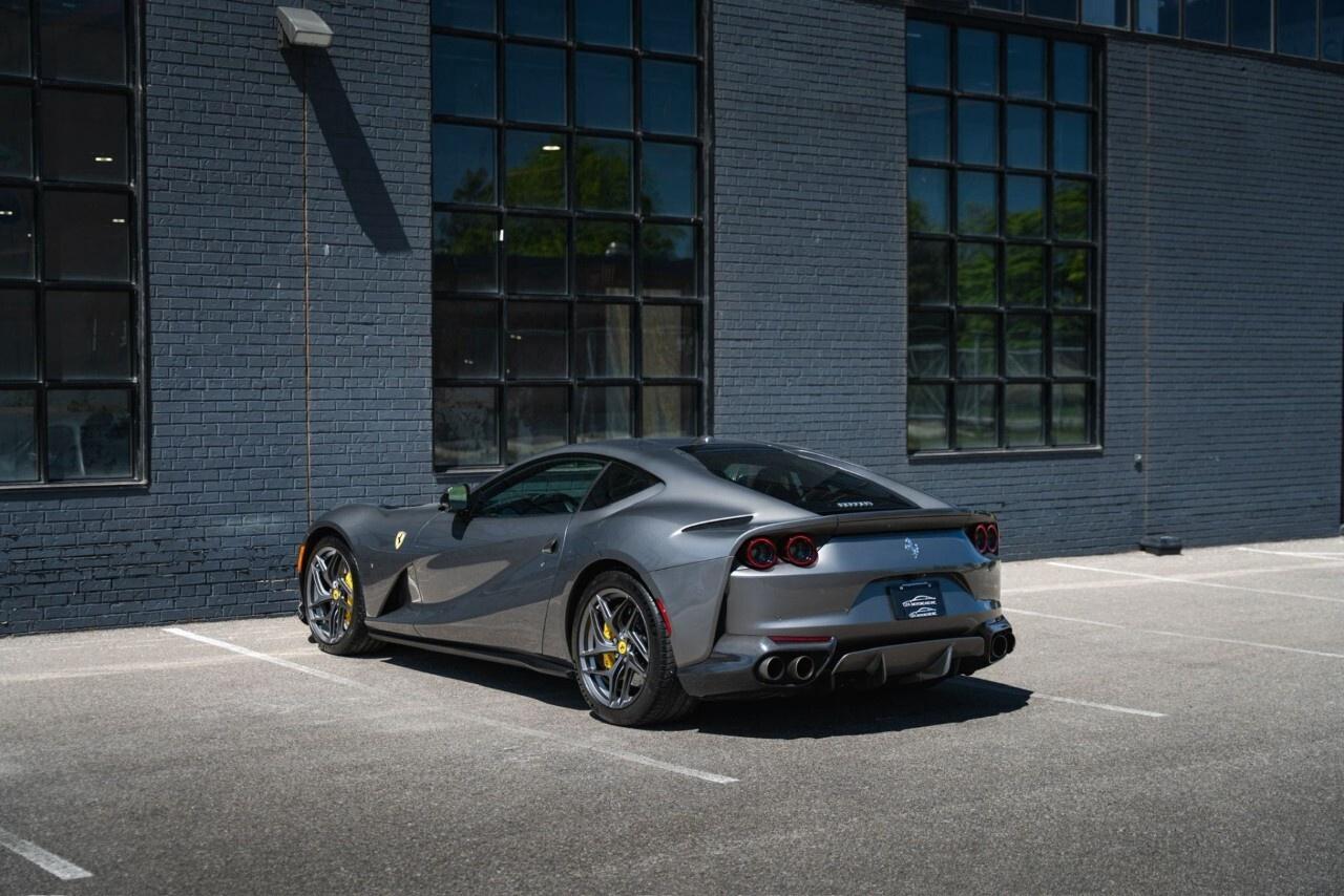 2019 Ferrari 812 Superfast Coupe Photo