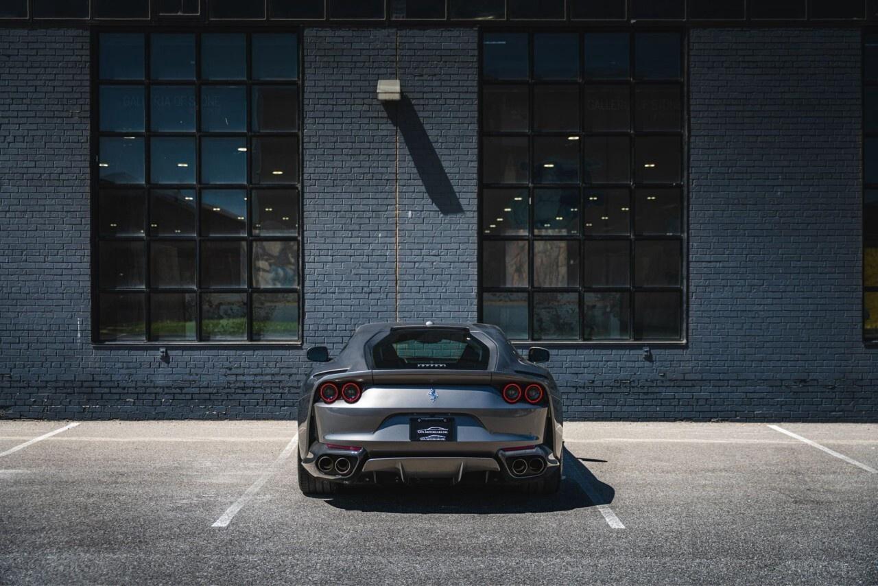 2019 Ferrari 812 Superfast Coupe Photo