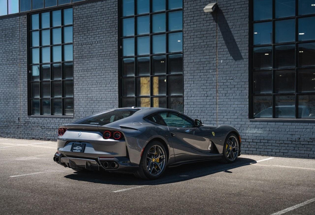 2019 Ferrari 812 Superfast Coupe Photo