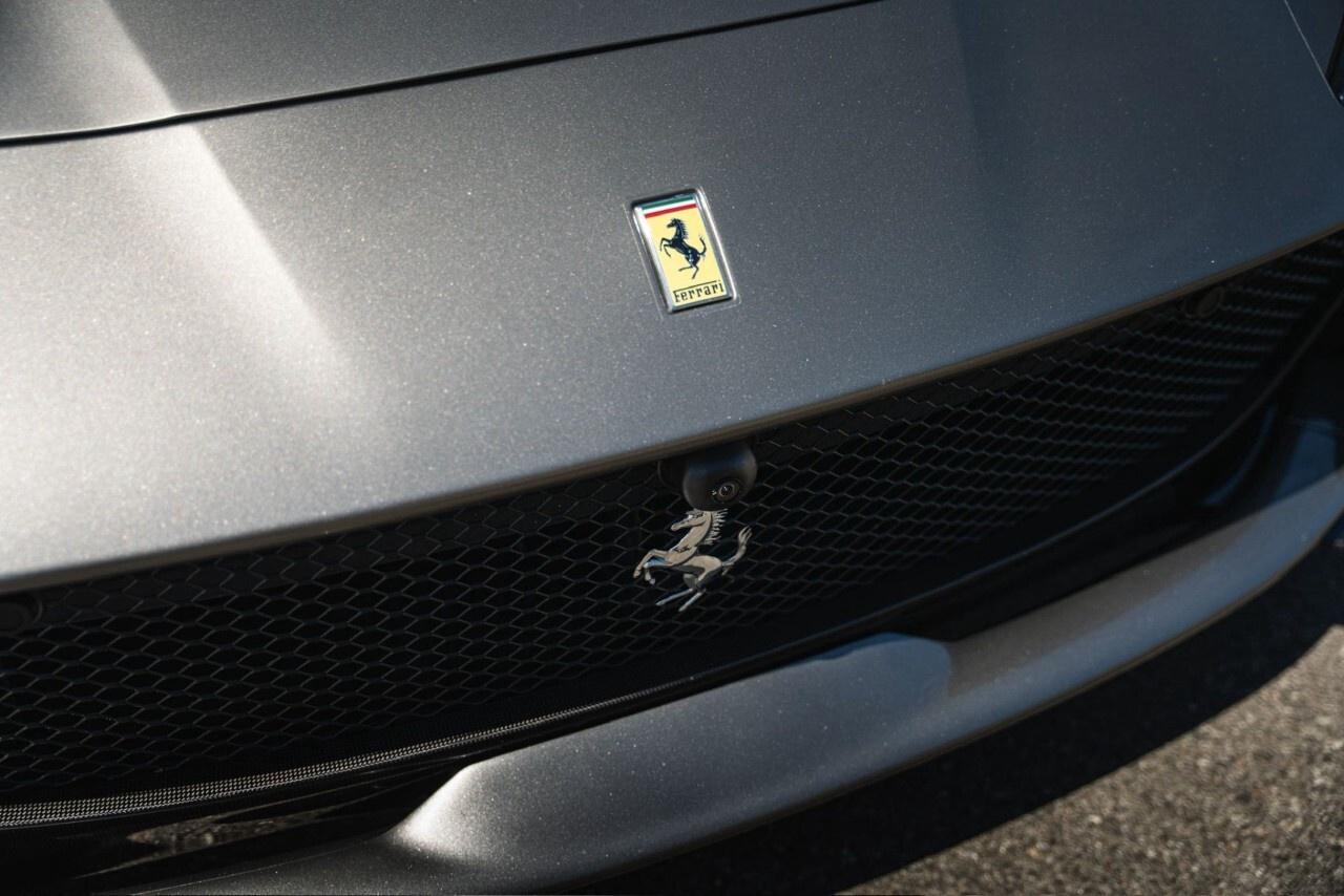 2019 Ferrari 812 Superfast Coupe Photo