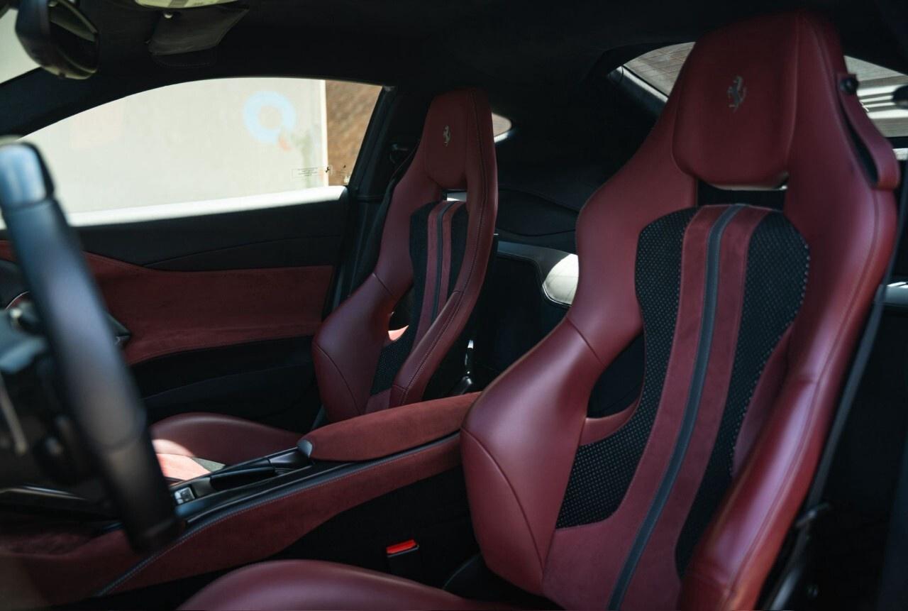 2019 Ferrari 812 Superfast Coupe Photo