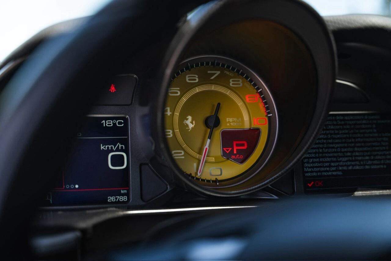 2019 Ferrari 812 Superfast Coupe Photo