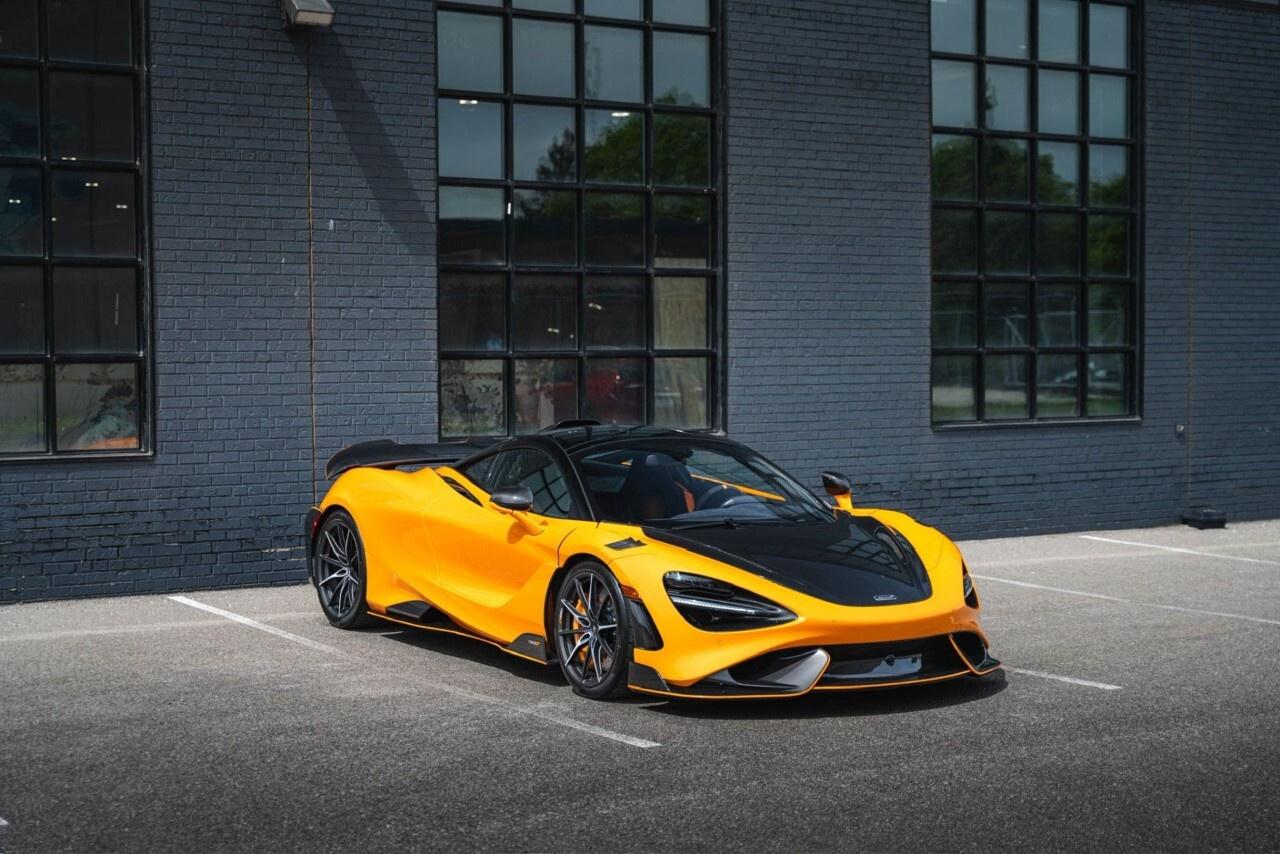 2021 McLaren 765LT Coupe Photo