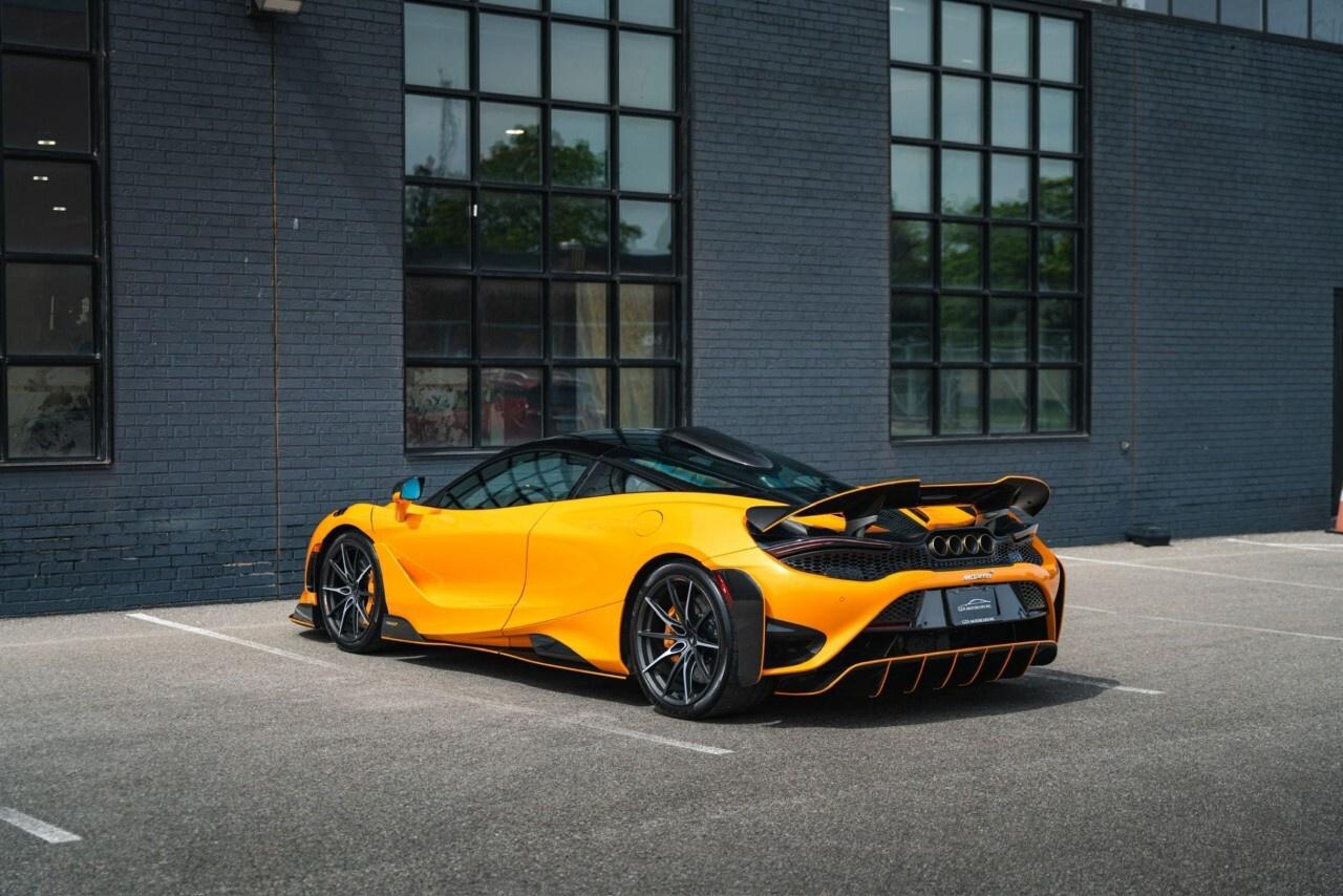 2021 McLaren 765LT Coupe Photo
