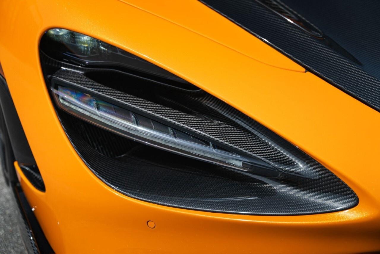 2021 McLaren 765LT Coupe Photo