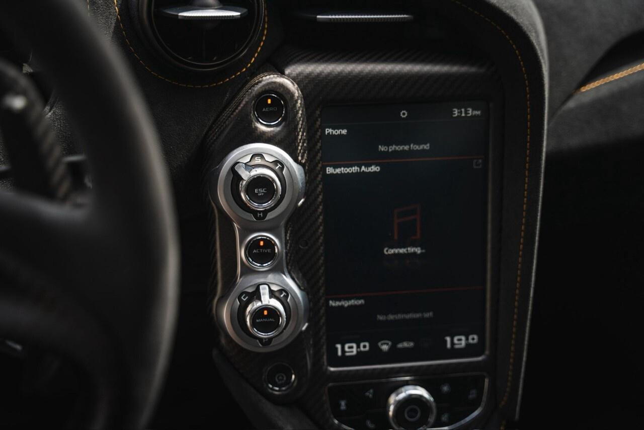 2021 McLaren 765LT Coupe Photo
