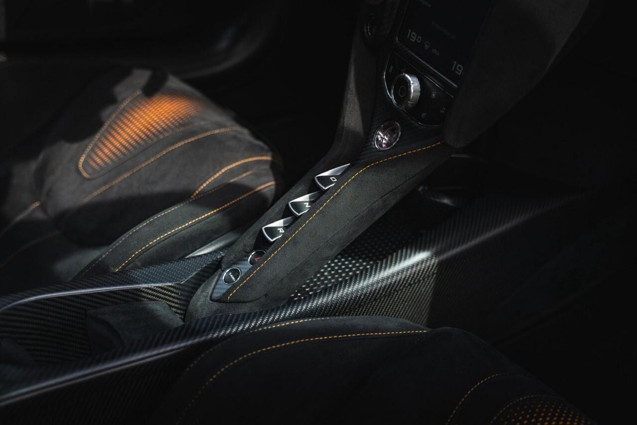 2021 McLaren 765LT Coupe Photo