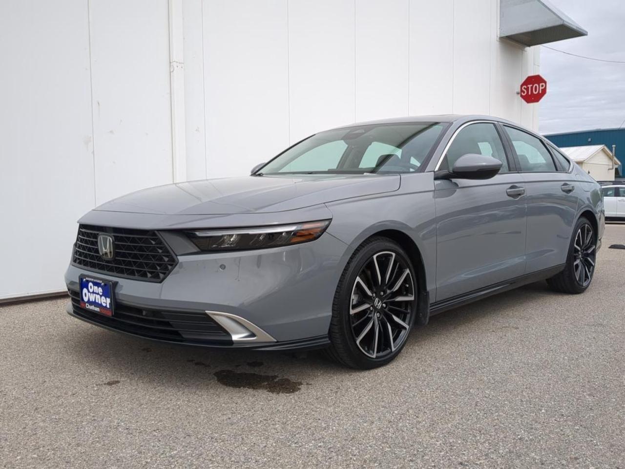 2025 Honda Accord Hybrid Touring eCVT Hybrid Sedan Photo